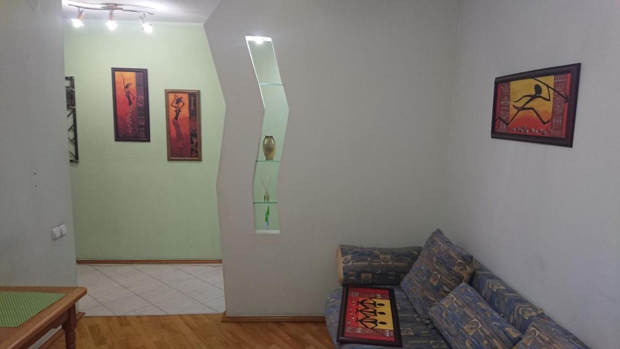 Green Rose Kiev Luaran gambar